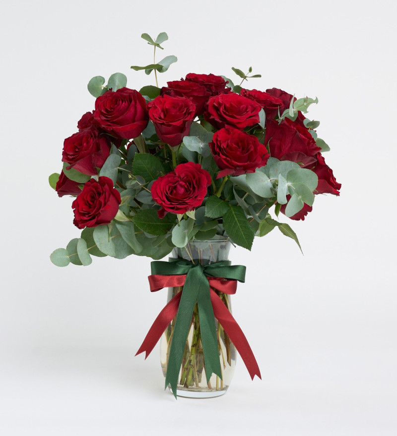 Paşabahçe Vazoda 25'li Kırmızı Gül